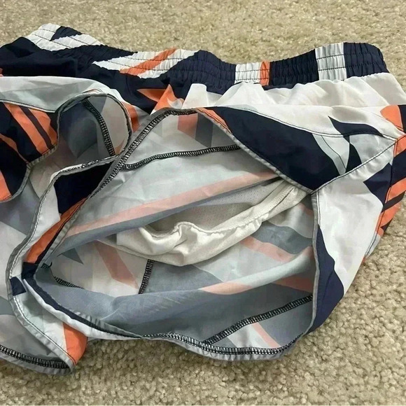 Sweaty Betty Running Yoga Shorts 2” Women’s Size Medium Elastic Waist Drawstring - Picture 9 of 13